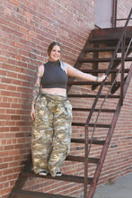 Load image into Gallery viewer, Low Profile Cargos