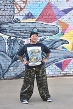 Load image into Gallery viewer, Be Urself Tee