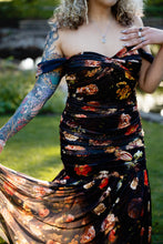 Load image into Gallery viewer, Kiss Me Dress