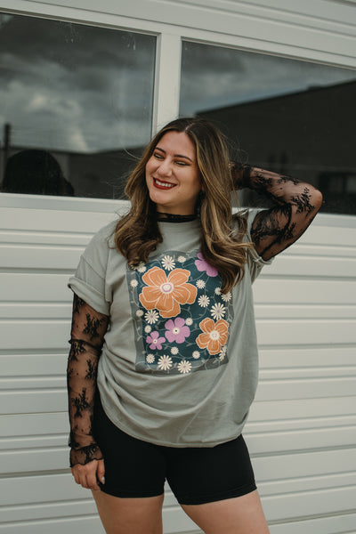 Flower Fields Tee *S-XL*