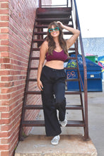 Load image into Gallery viewer, Side Quest Pants- Black
