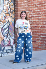 Load image into Gallery viewer, Feline Groovy Tee

