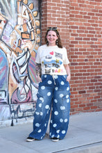 Load image into Gallery viewer, Feline Groovy Tee

