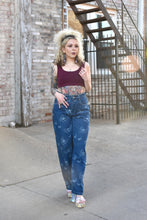 Load image into Gallery viewer, Amara Jeans
