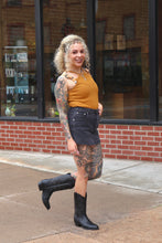Load image into Gallery viewer, Outlaw Vixen Top
