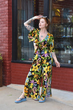 Load image into Gallery viewer, Tropic Like It's Hot Set
