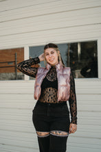 Load image into Gallery viewer, Yasmin Vest
