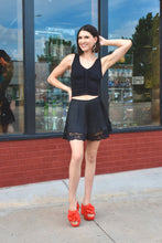 Load image into Gallery viewer, Main Squeeze Top *2-16*
