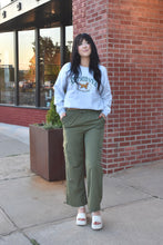 Load image into Gallery viewer, Stay Golden Pullover
